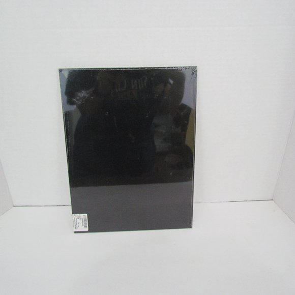 Embroidered Blue head Hummingbird eating Nectar from Orange Flowers Wall Art - Picture 4 of 5